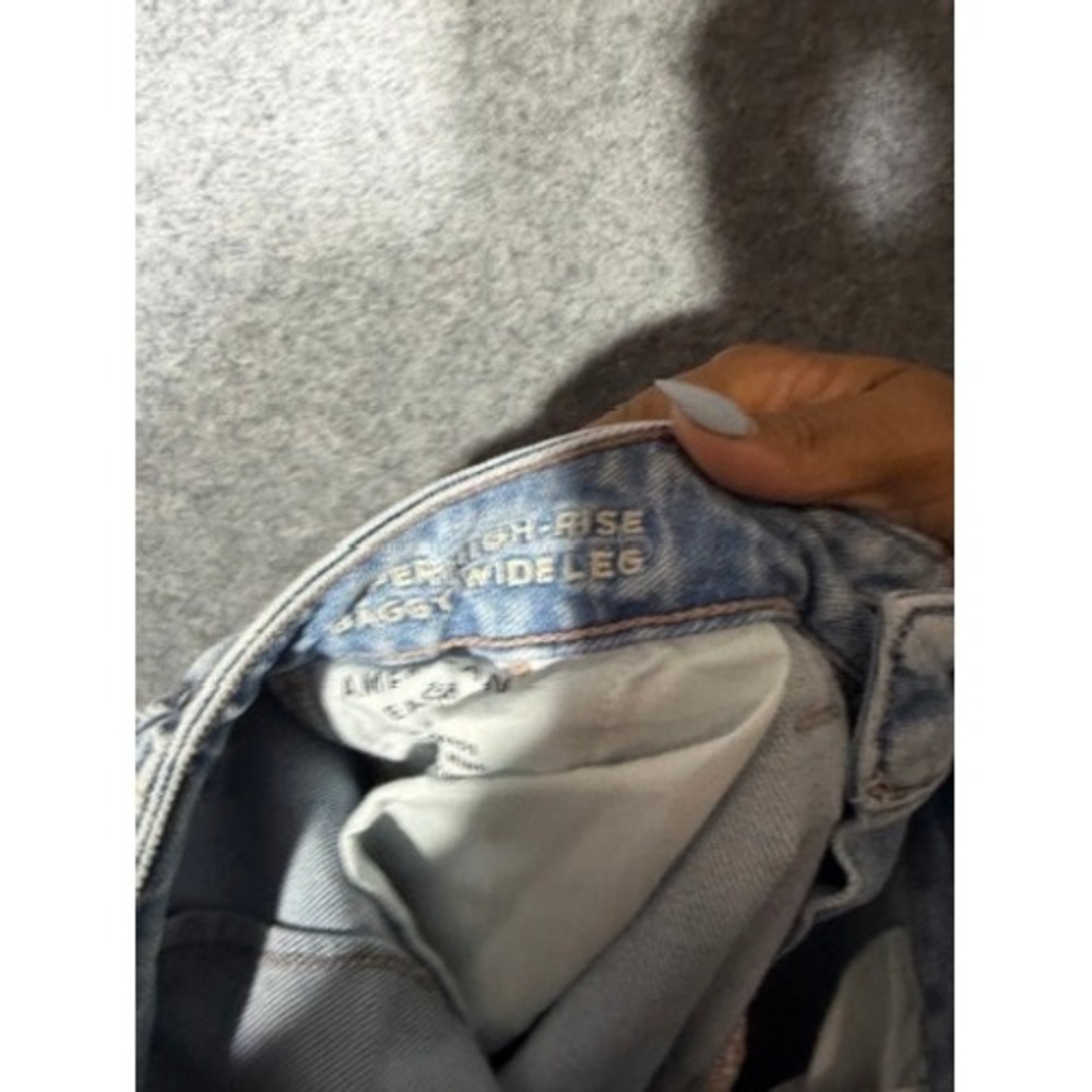 American Eagle Super High-Rise Baggy Wide Leg Cargo Jeans Light Wash 0 Short - Picture 7 of 8